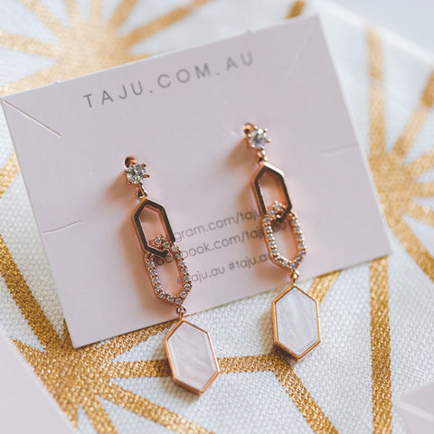 BE GEMMED EARRING - G109