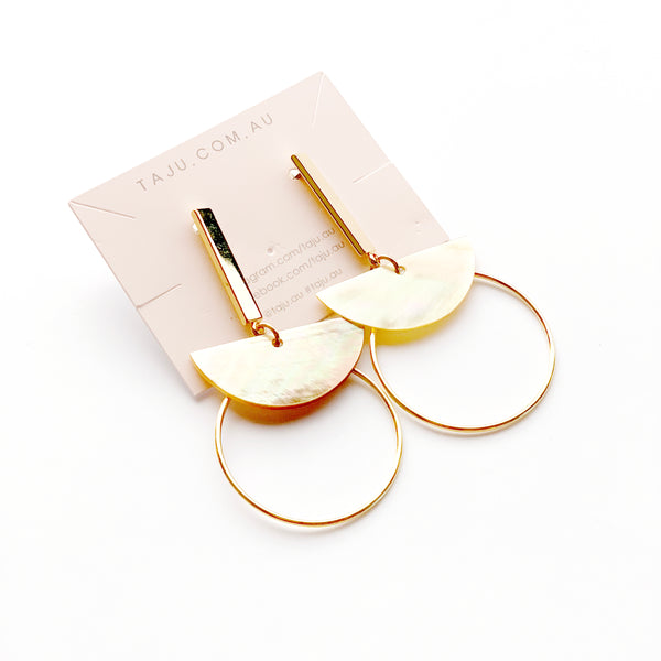 BE GEMMED EARRING -M01