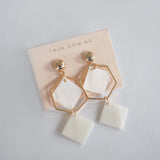 BE GEMMED EARRING - M12